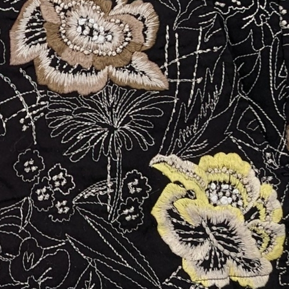 French connection embroidered shorts - Picture 2 of 5